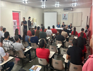 Sistema Diretivo se reúne, traça estratégias e fortalece a luta rumo à Campanha Nacional